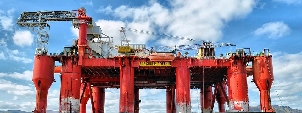 Fijan nuevas reglas para exploración petrolera costa afuera en Colombia
