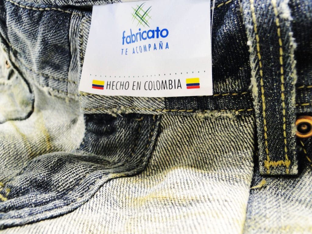 Fabricato se fusionará con Riotex