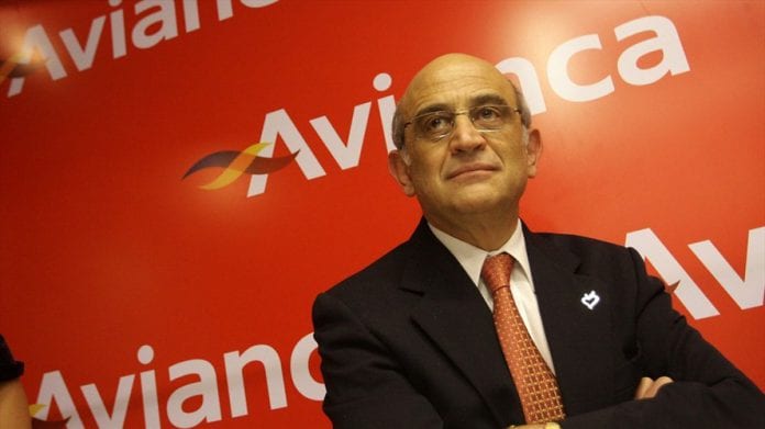 A pesar de detención, Efromovich quiere participar en capitalización de Avianca