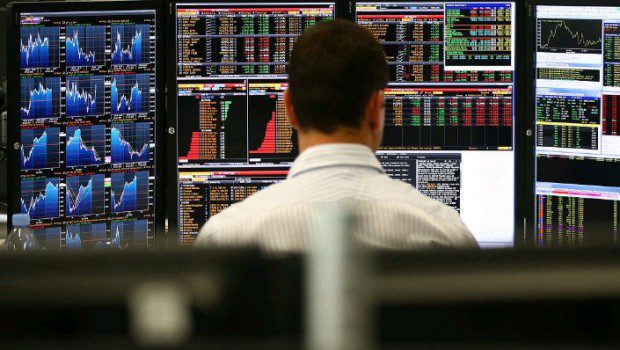 Gobierno colocó deuda en pesos a tasas más altas
