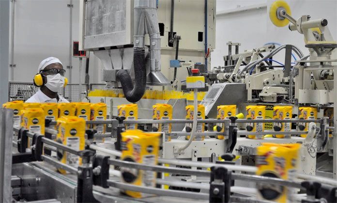 Producción industrial creció 2,9% y ventas del comercio 5,9% en mayo