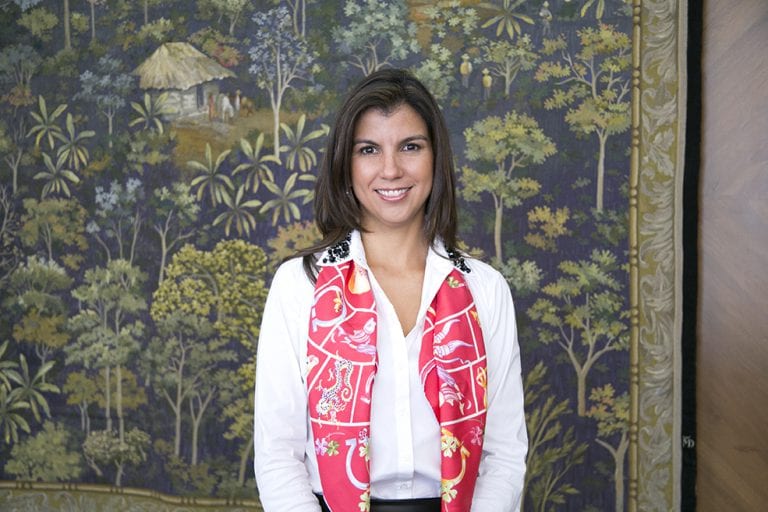 Establecimientos de crédito y comisionistas podrán negociar commodities Colombia seguiría teniendo bajas tasas de interés por más tiempo: codirectora Maiguashca