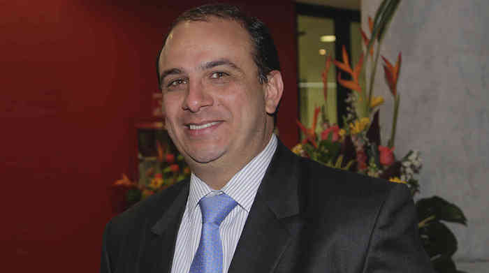 Listo nuevo director ejecutivo de la Federación de Departamentos