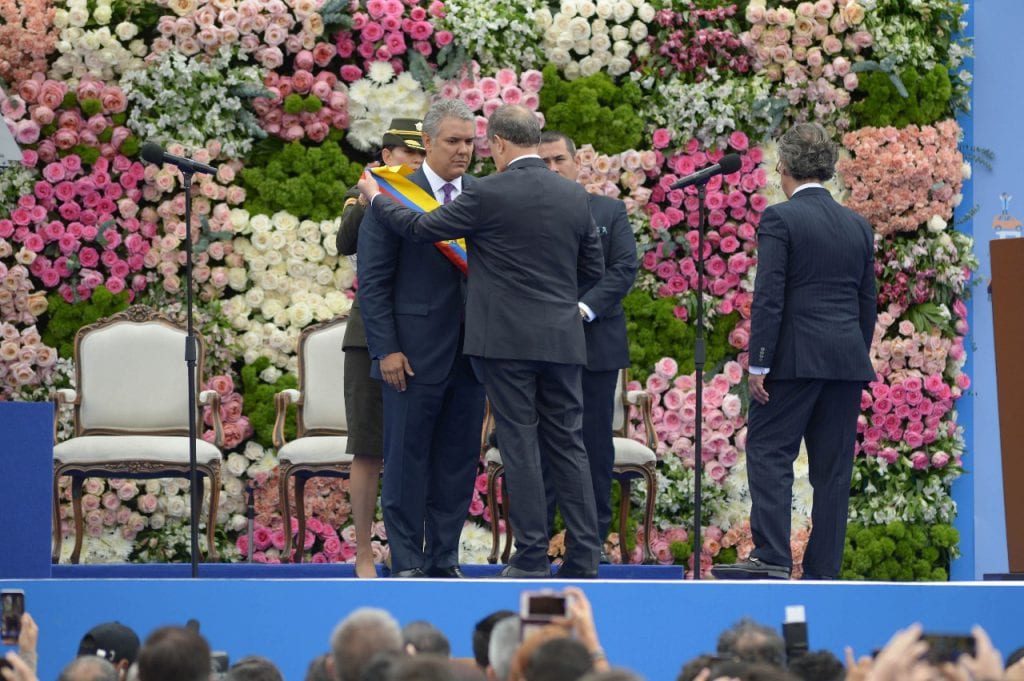Duque anuncia “plan de reactivación económica” con rebaja de impuestos