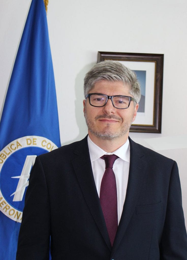 Ratificado Director General de la Aeronáutica Civil