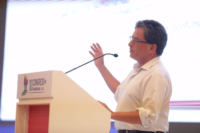 MinHacienda: Hay empresas públicas que están listas para listarlas en bolsa