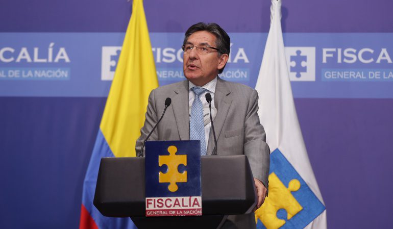 importante aerolínea “chuzaba” pilotos, revela Fiscalía