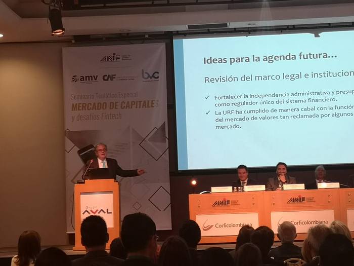 Codirector del BanRep propone nueva ley del mercado de valores