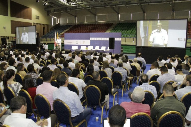 Electricaribe tiene deuda por $2,4 billones; déficit en 2018 será de $300 mil millones
