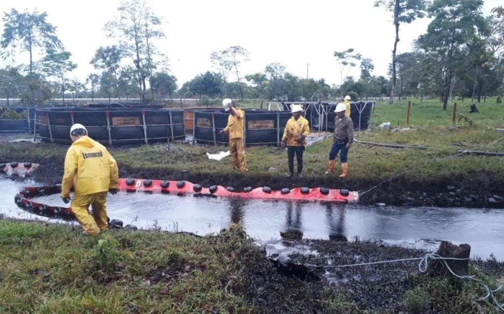 Ecopetrol activó planes de contingencia por atentados a oleoductos Ecopetrol activó planes de contingencia por atentados a oleoductos