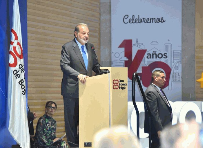 Carlos Slim pronostica cambio de época en el mundo