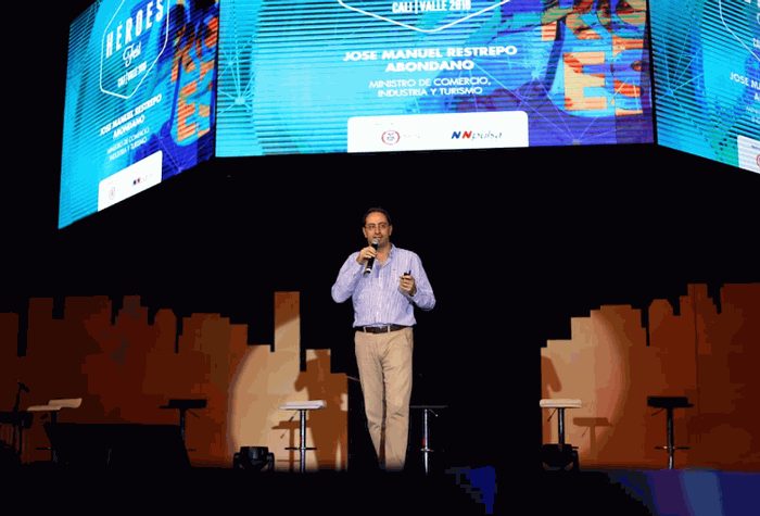 Con capital de fondos de riesgo, Gobierno creará fondo para emprendimiento