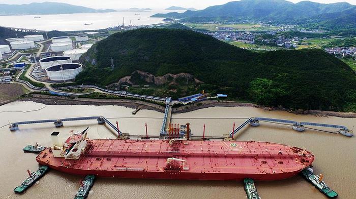Referencia de petróleo WTI borró ganancias del año