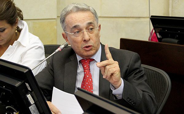 Centro Democrático no apoyará ampliación del IVA en canasta familiar