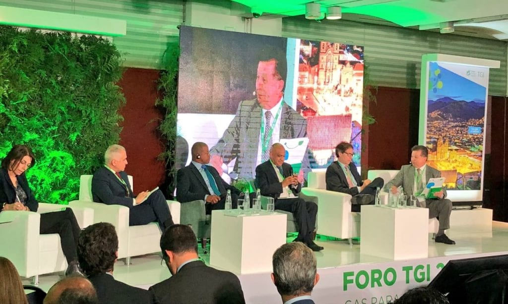 No es conveniente fusionar a Gas Natural con Isagén