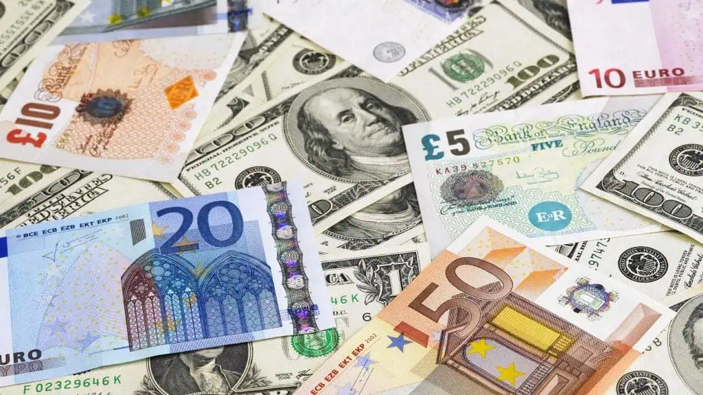 En primer trimestre de 2019, inversión extranjera de portafolio cayó 69 % Deuda externa de Colombia sigue marcando récord y en junio equivale a la mitad del PIB
