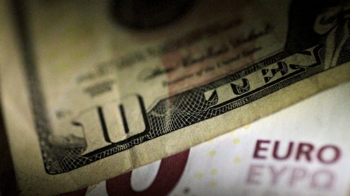 euro_dollar.jpg