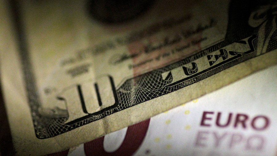 Nuevos máximos para el dólar y el euro en Colombia