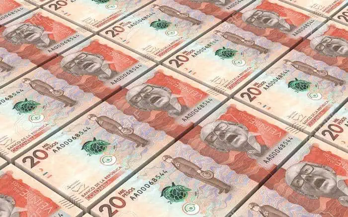 Centrales obreras de Colombia proponen un aumento del 13,5 % en el salario mínimo de 2021 Centrales obreras de Colombia proponen un aumento del 13,5 % en el salario mínimo de 2021