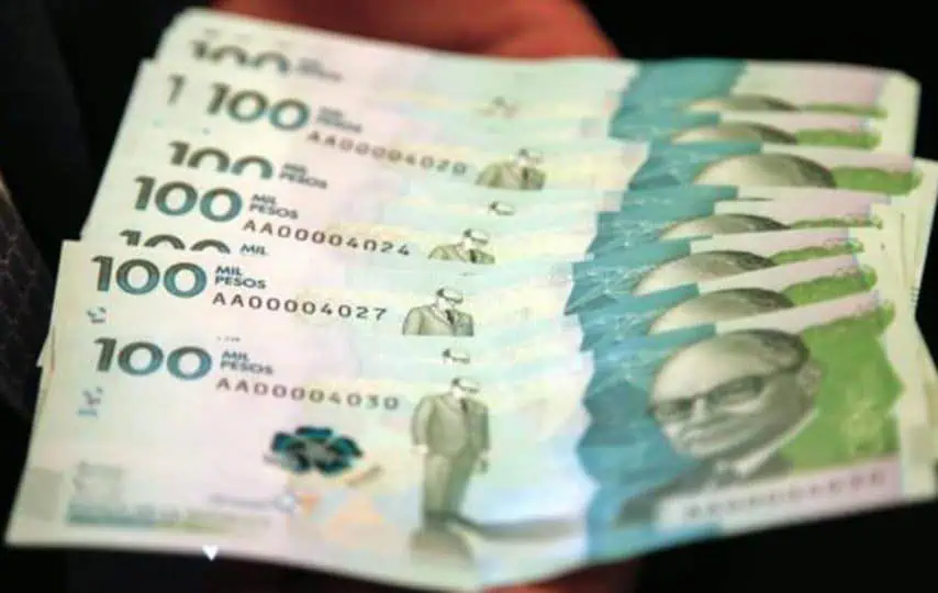 En mayo deuda pública de Colombia creció 1,9 %; fondos de pensiones son máximos tenedores Cartera de bancos crece a máximos de más de dos años por coronavirus en Colombia