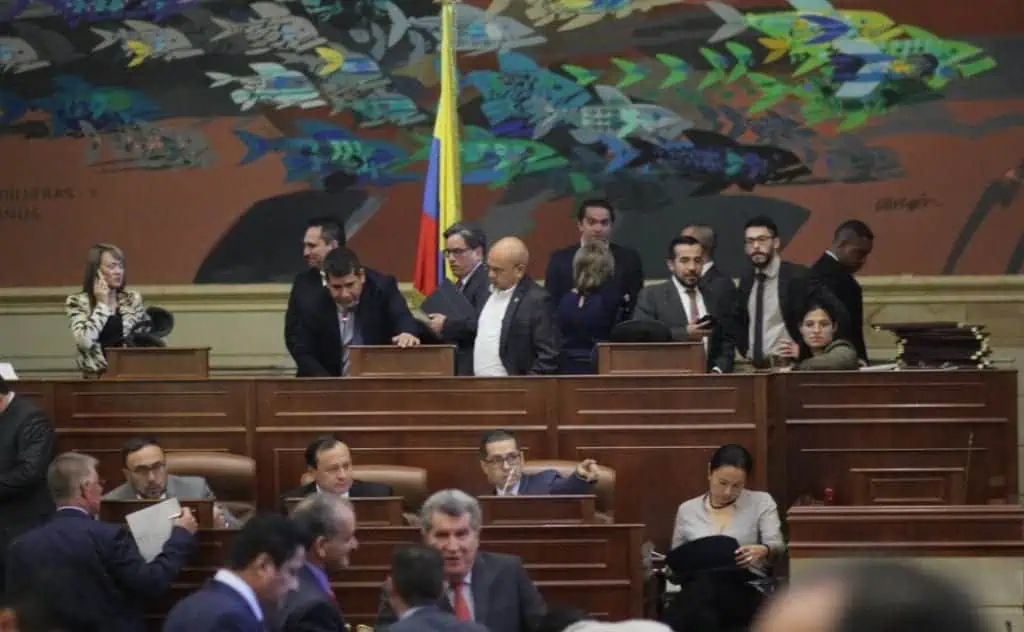 Se suspendió votación de ley de financiamiento en Cámara de Representantes Se suspendió votación de ley de financiamiento en Cámara de Representantes