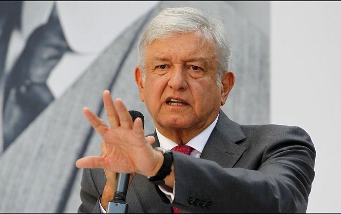 En presupuesto 2020, México baja metas fiscales y propone impuesto a ventas electrónicas