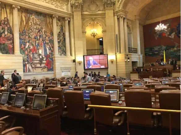 Ley de financiamiento se va a sesiones extras en el Congreso Ley de financiamiento se va a sesiones extras en el Congreso