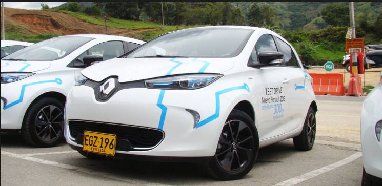 Venta de vehículos híbridos y eléctricos aumentó 370% en 2018