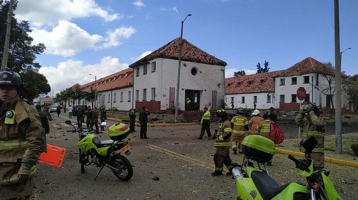 Dólar y mercado de acciones operan con normalidad, tras atentado con carro bomba en Bogotá