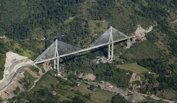 Así va quedando puente Hisgaura tras intervención correctiva Así va quedando puente Hisgaura tras intervención correctiva