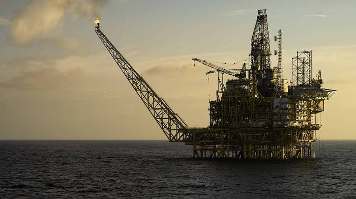 Fondos de cobertura se volvieron bajistas sobre el petróleo a medida que la economía se desacelera