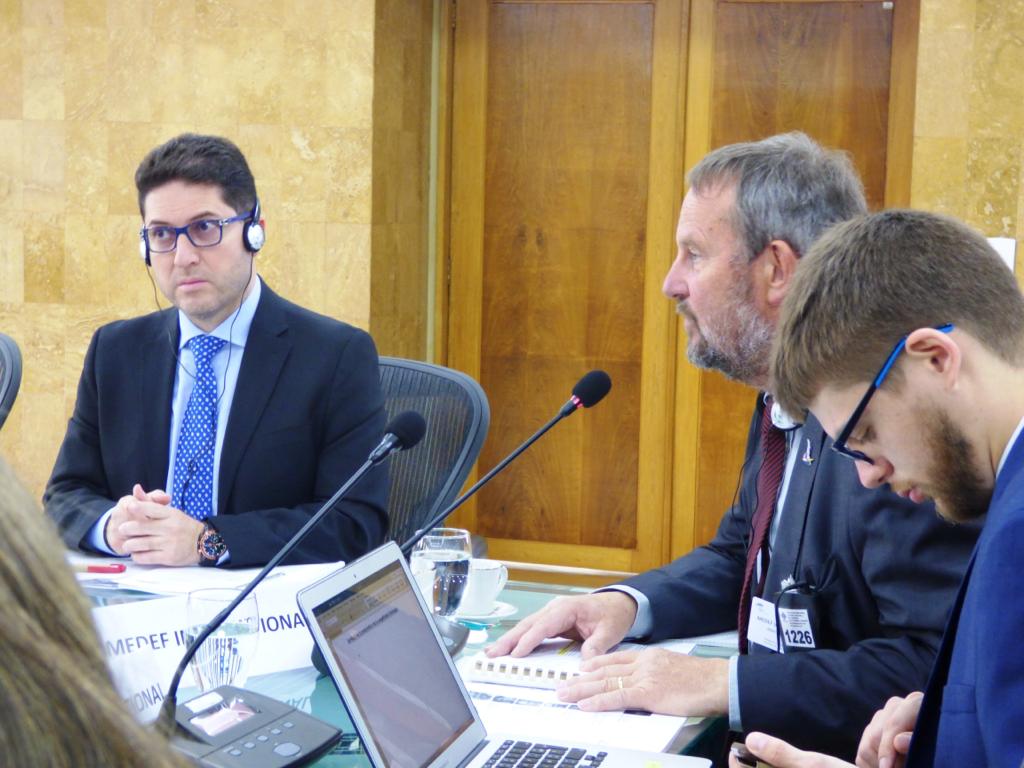 Misión comercial de Francia explora oportunidades de inversión en Antioquia