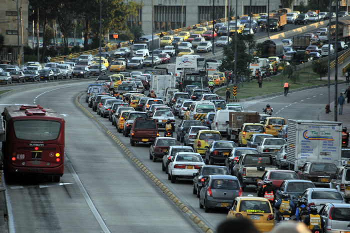 Infractores de multas de tránsito en Colombia tendrán amnistía