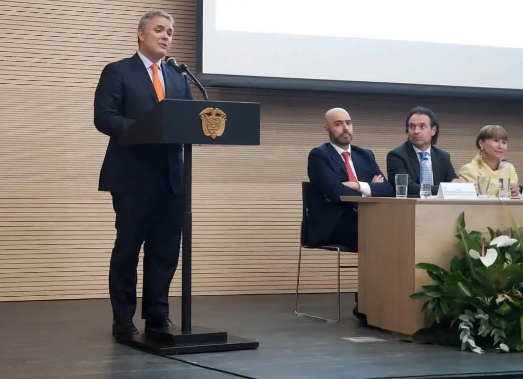 Iván Duque reafirma que no irá a Cauca mientras continúen protestas violentas Iván Duque reafirma que no irá a Cauca mientras continúen protestas violentas
