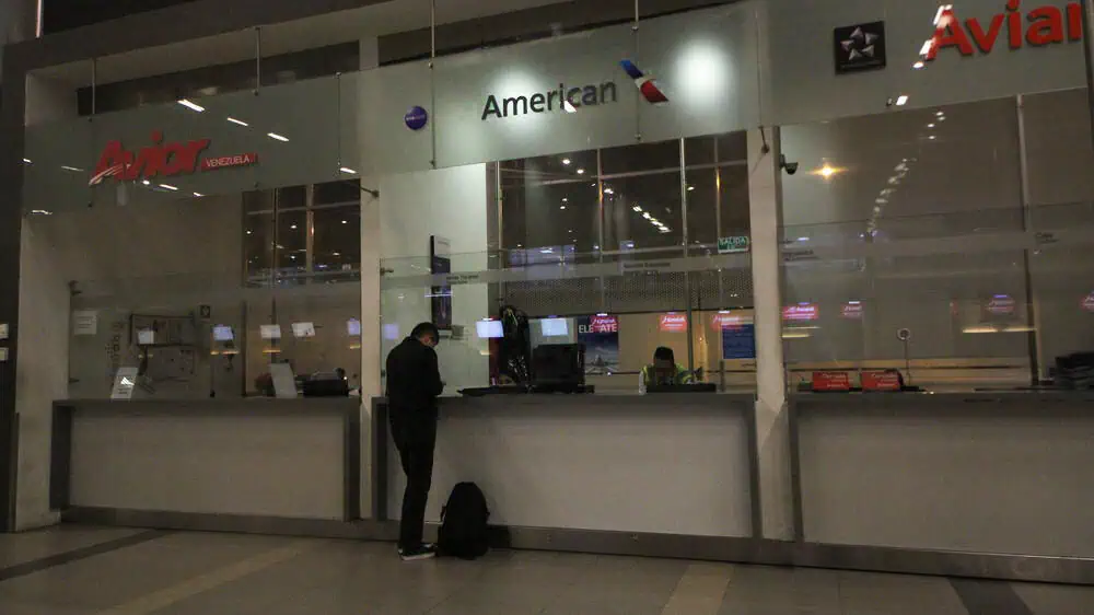American Airlines no recibirá más efectivo en aeropuertos de Colombia American Airlines no recibirá más efectivo en aeropuertos de Colombia