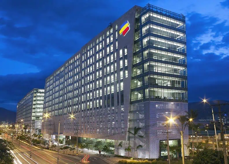 Bancolombia, la empresa con mejor reputación de Colombia en 2020 Bancolombia mejora visión de PIB para Colombia desde 2021; podría perder grado de inversión