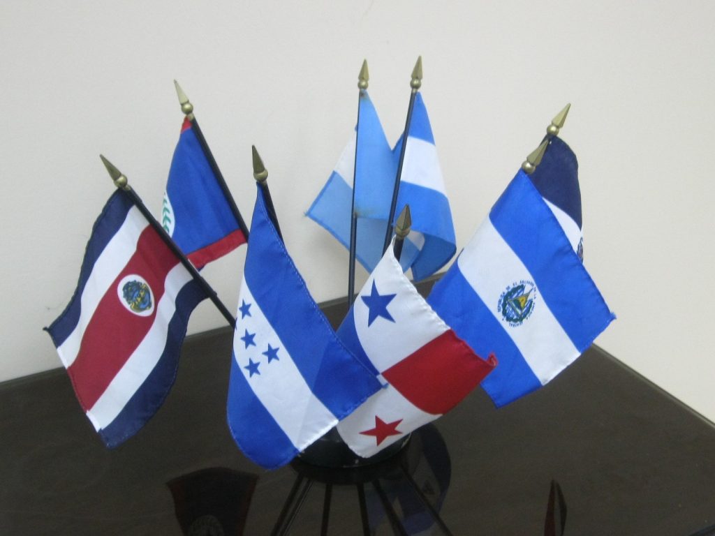 Bancos en Centroamérica aumentarán cartera crediticia hasta 6% entre 2019-2020