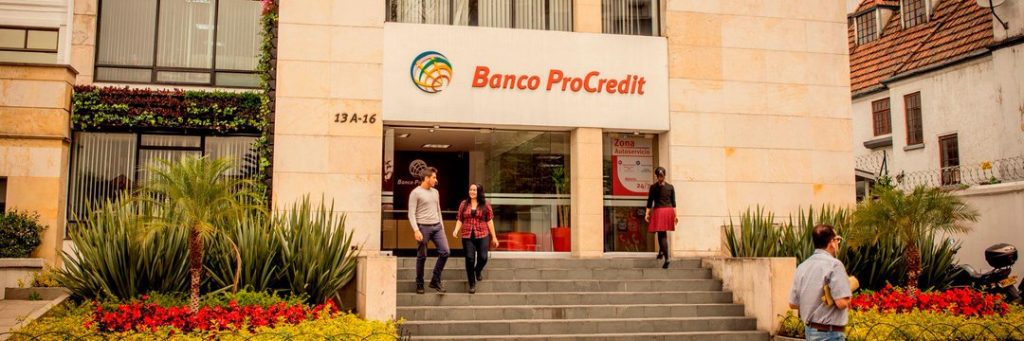 Fitch sitúa en observación negativa las calificaciones de ProCredit tras anuncio de venta