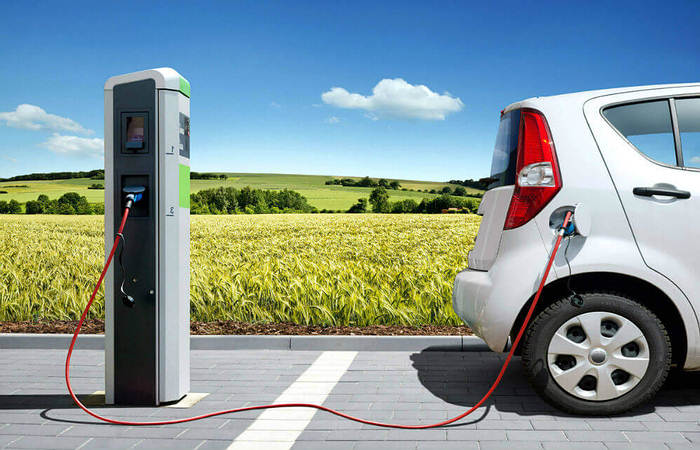 Venta de vehículos híbridos eléctricos se disparó 5.900% hasta abril; KIA lidera el segmento