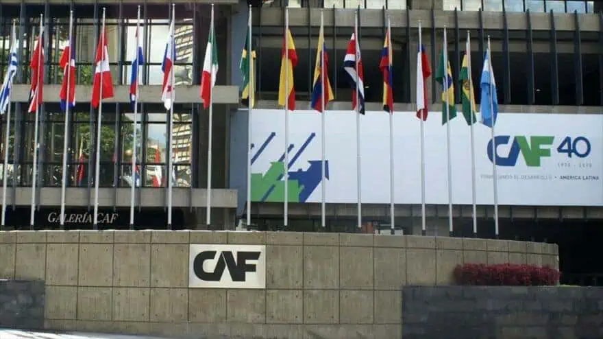 CAF logra emisión de bonos por US$140 millones para educación en América Latina CAF colocó bonos por US$160 millones para motivar inversión en América Latina