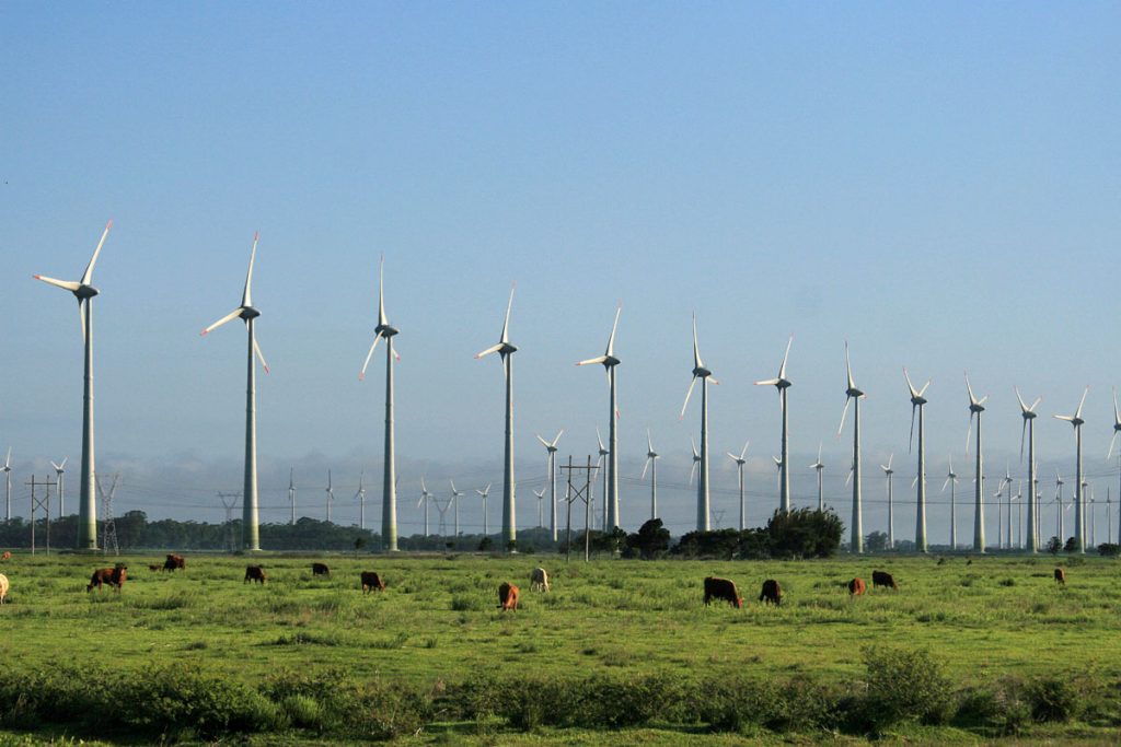Grupo Bancolombia financiará construcción de primer parque eólico en El Salvador
