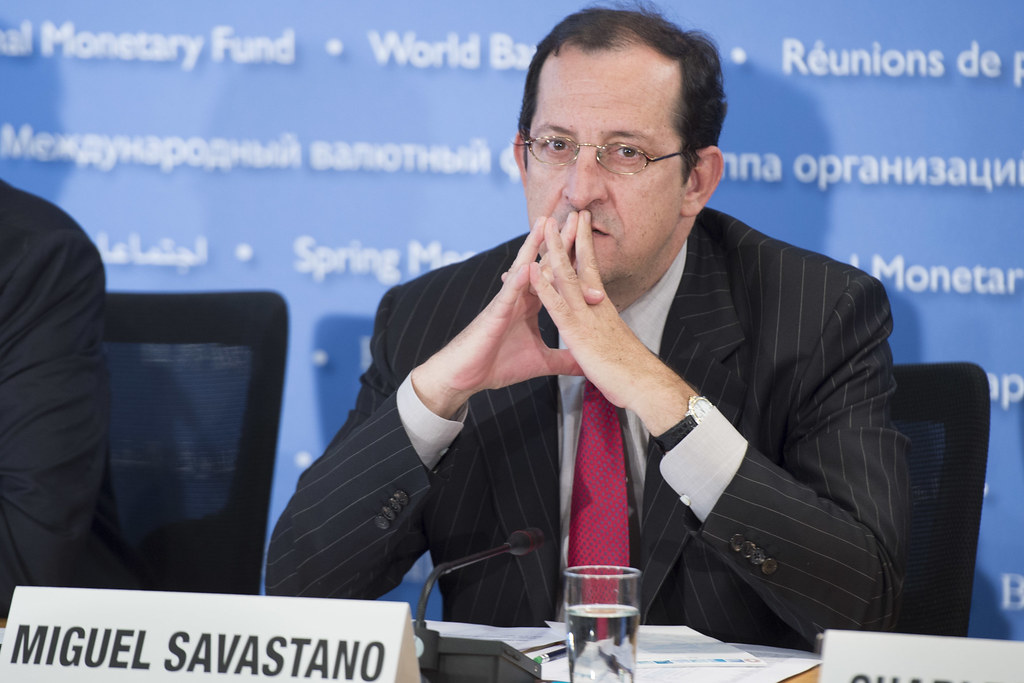 El FMI ve que bancos centrales del mundo sigan bajando sus tasas de interés El FMI ve que bancos centrales del mundo sigan bajando sus tasas de interés