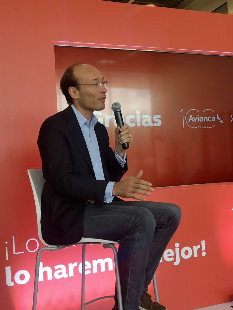 Avianca espera éxito en intercambio de bonos; no quiere ir a ley de quiebra