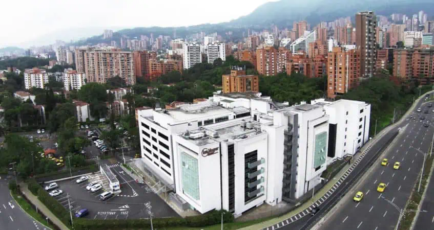 Multinacional española amplía presencia en Colombia con compra de dos clínicas en Medellín Multinacional española amplía presencia en Colombia con compra de dos clínicas en Medellín