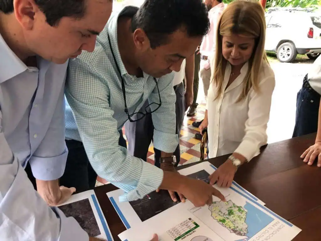 Elsa Noguera continúa en busca de inversionistas de gran calado para el agro del Atlántico Elsa Noguera continúa en busca de inversionistas de gran calado para el agro del Atlántico