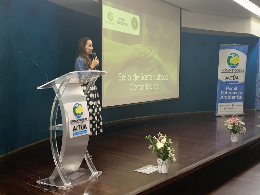 Corantioquia presentó su Sello de Sostenibilidad para reconocer organizaciones en materia ambiental