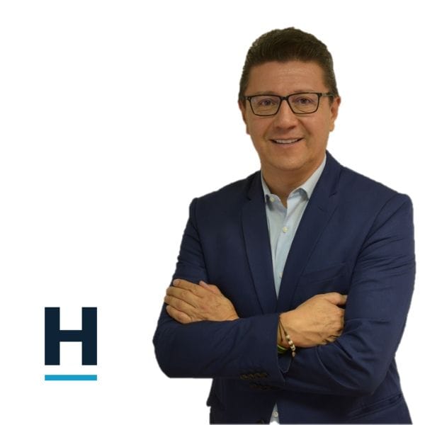 Luis Parra - CEO de la firma Grupo Holística