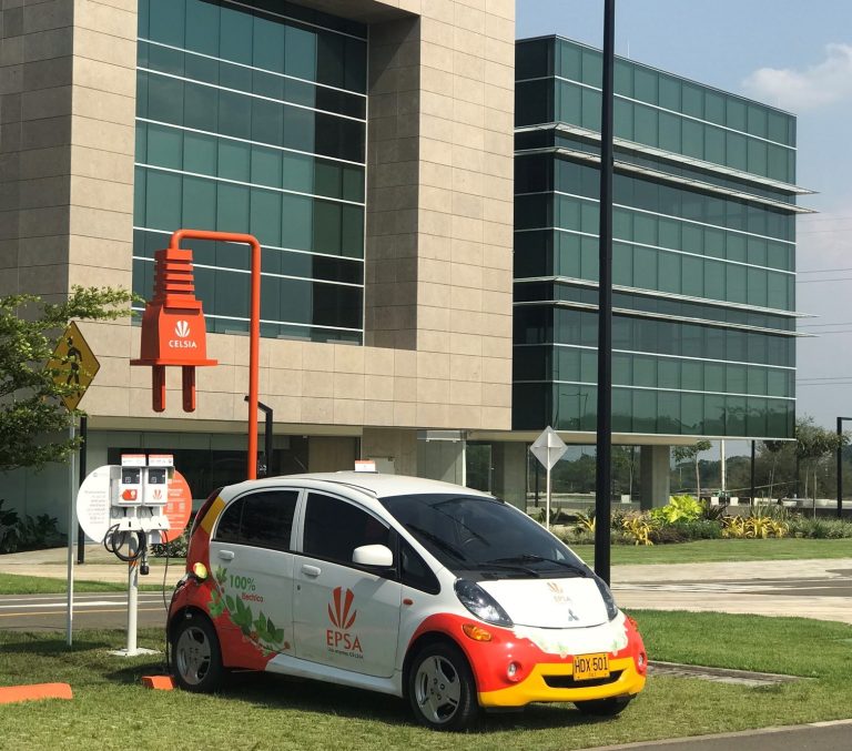 Celsia presenta en Bogotá y Medellín sus avances en movilidad eléctrica Celsia presenta en Bogotá y Medellín sus avances en movilidad eléctrica