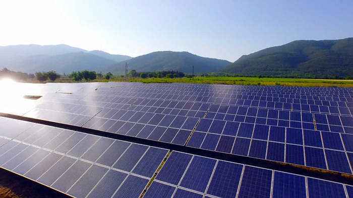 Grupo Brookfield adquirirá proyectos de energía solar en Brasil