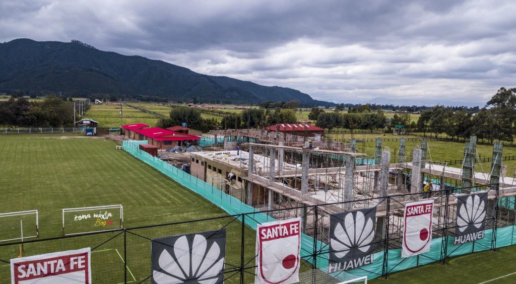 Santa Fe entró en proceso de reorganización financiera; deudas superan los $25.000 millones